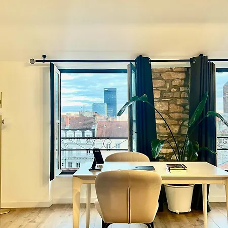 Skyline-vitton Loft72 Lione